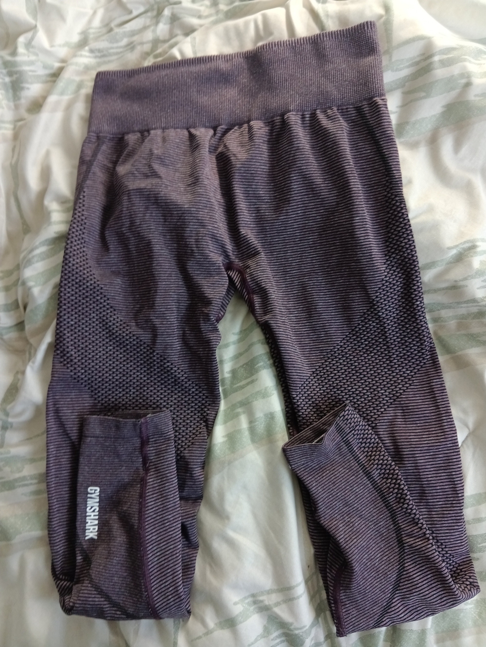 Gymshark High-Rise Textured Purple Seamless Leggings - Picture 3 of 4